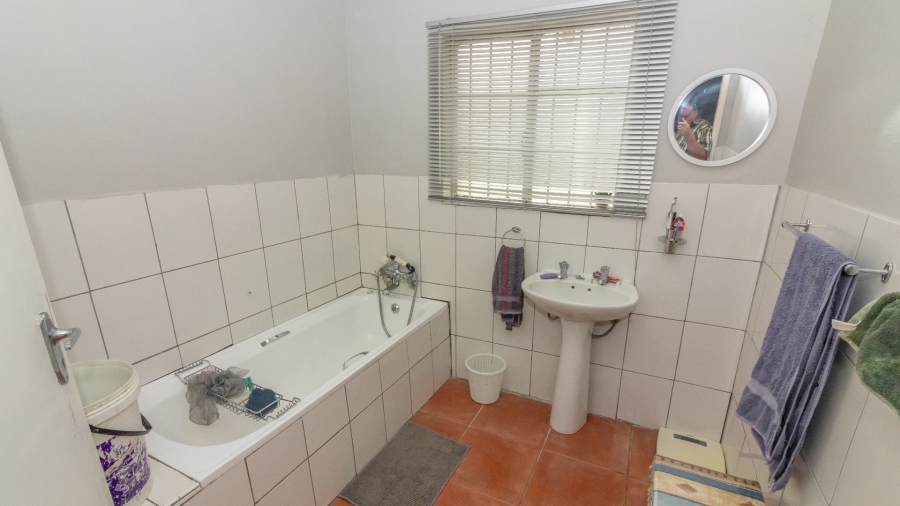 4 Bedroom Property for Sale in Suidrand Free State